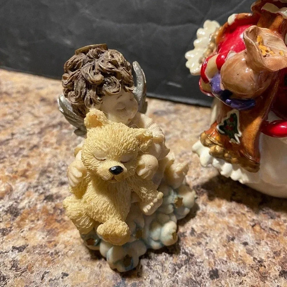 3 Pieces Lot of Figurines Christmas Decor - Picture 5 of 5